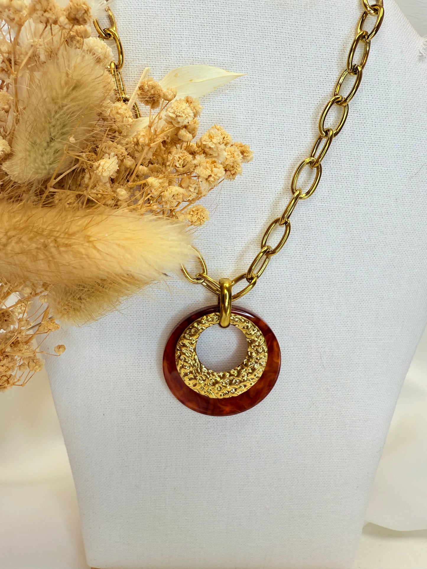 Collier MADDOX